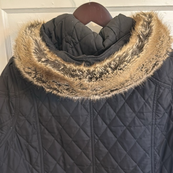 Barbour Enduro Quilted Jacket - Picture 4 of 12